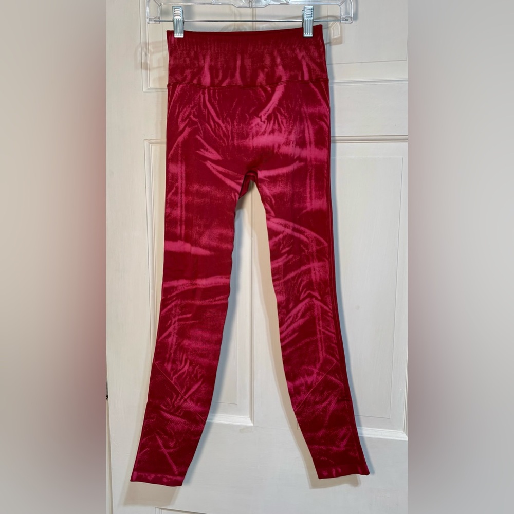 Lululemon Red colorway Ebb to Street High Rise Tights size 4